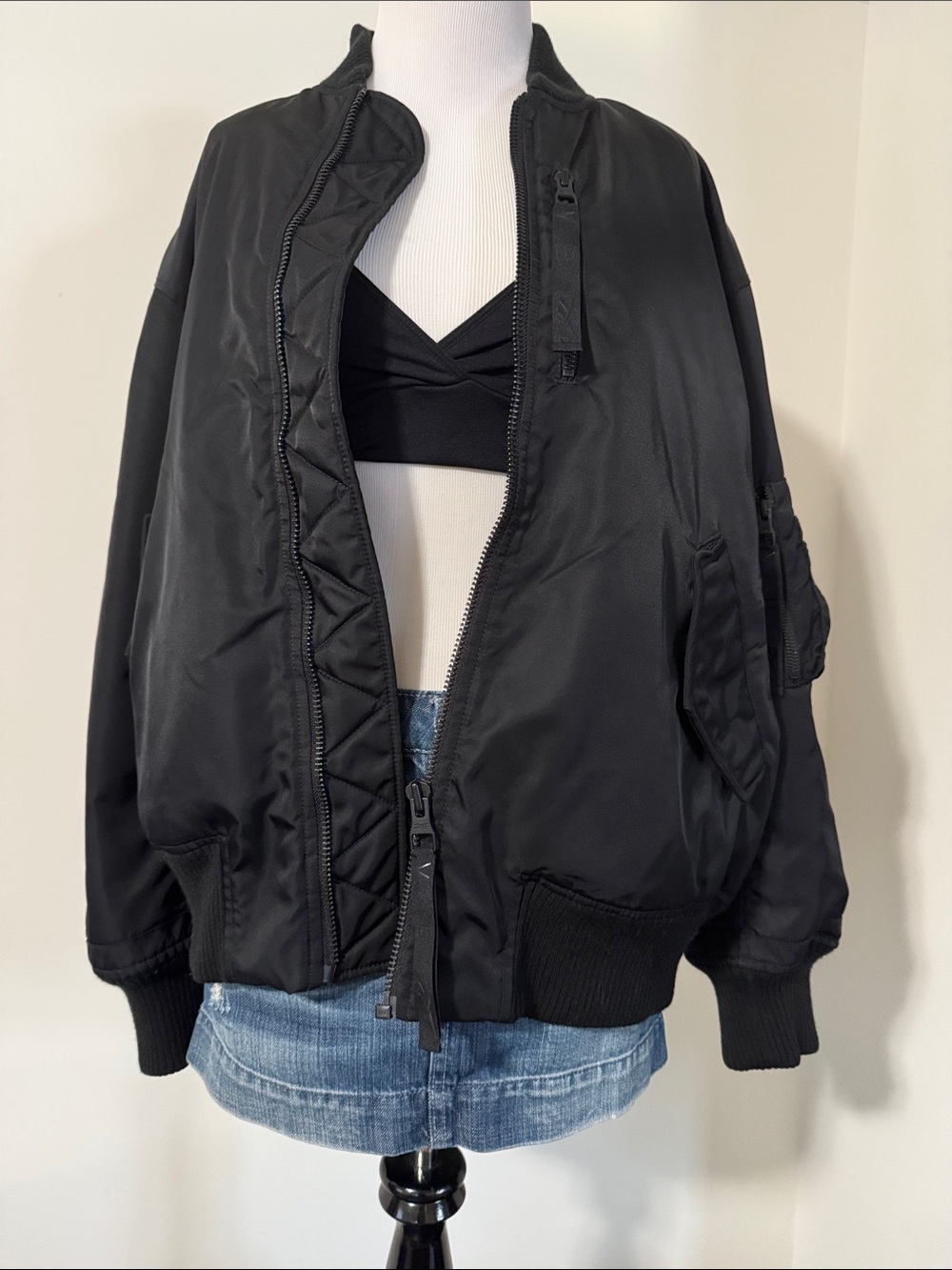 Reebok Victoria Beckham XSBlack Bomber Jacket - Women's oversized jacket